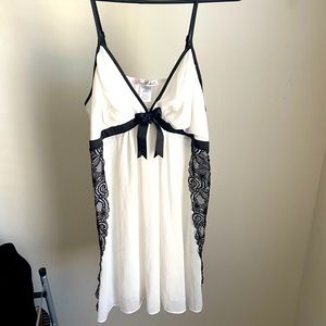 Linea Donatella Sheer/Lace Teddy Nightdress